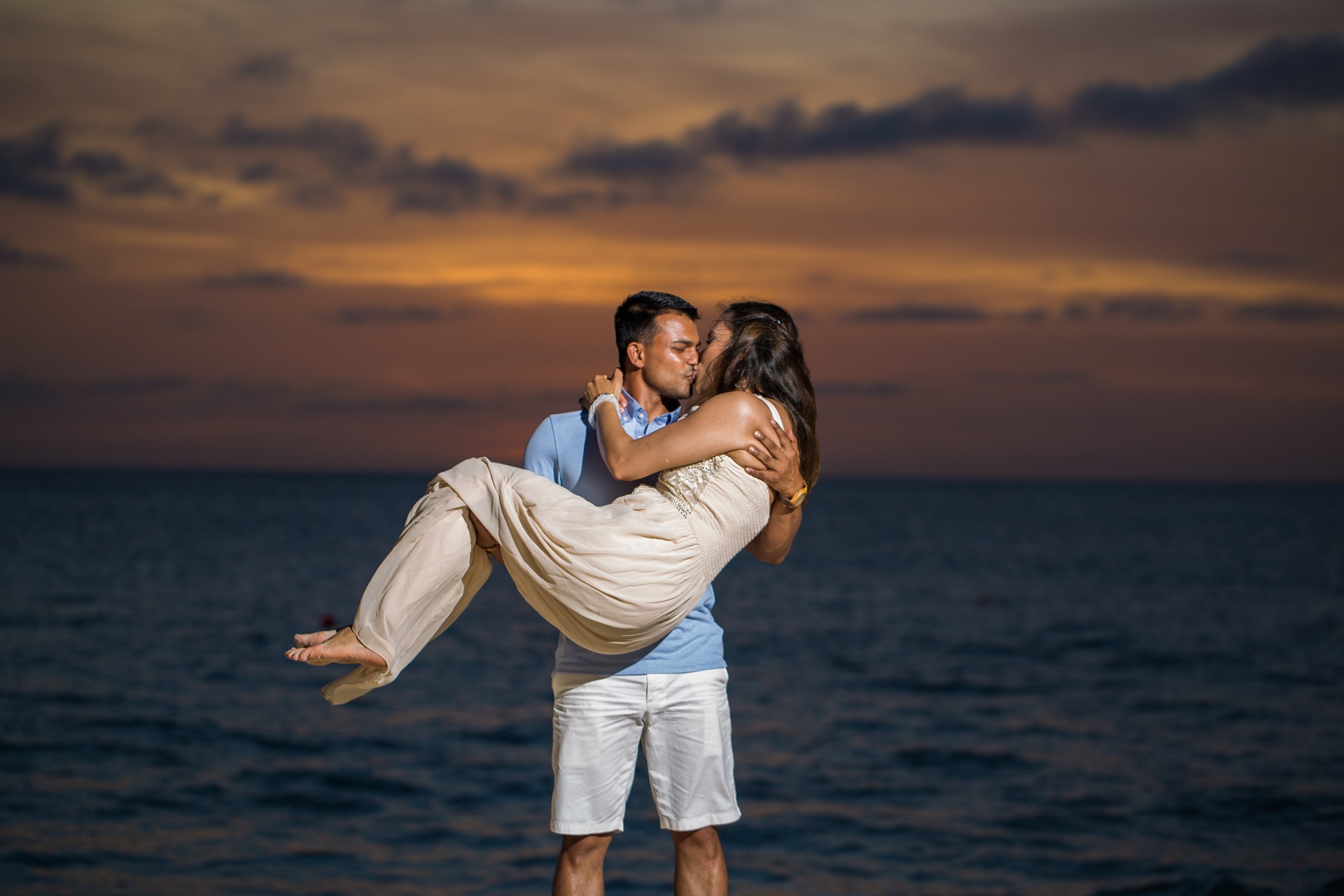 15 Enchanting Honeymoon Destinations for Couples in India