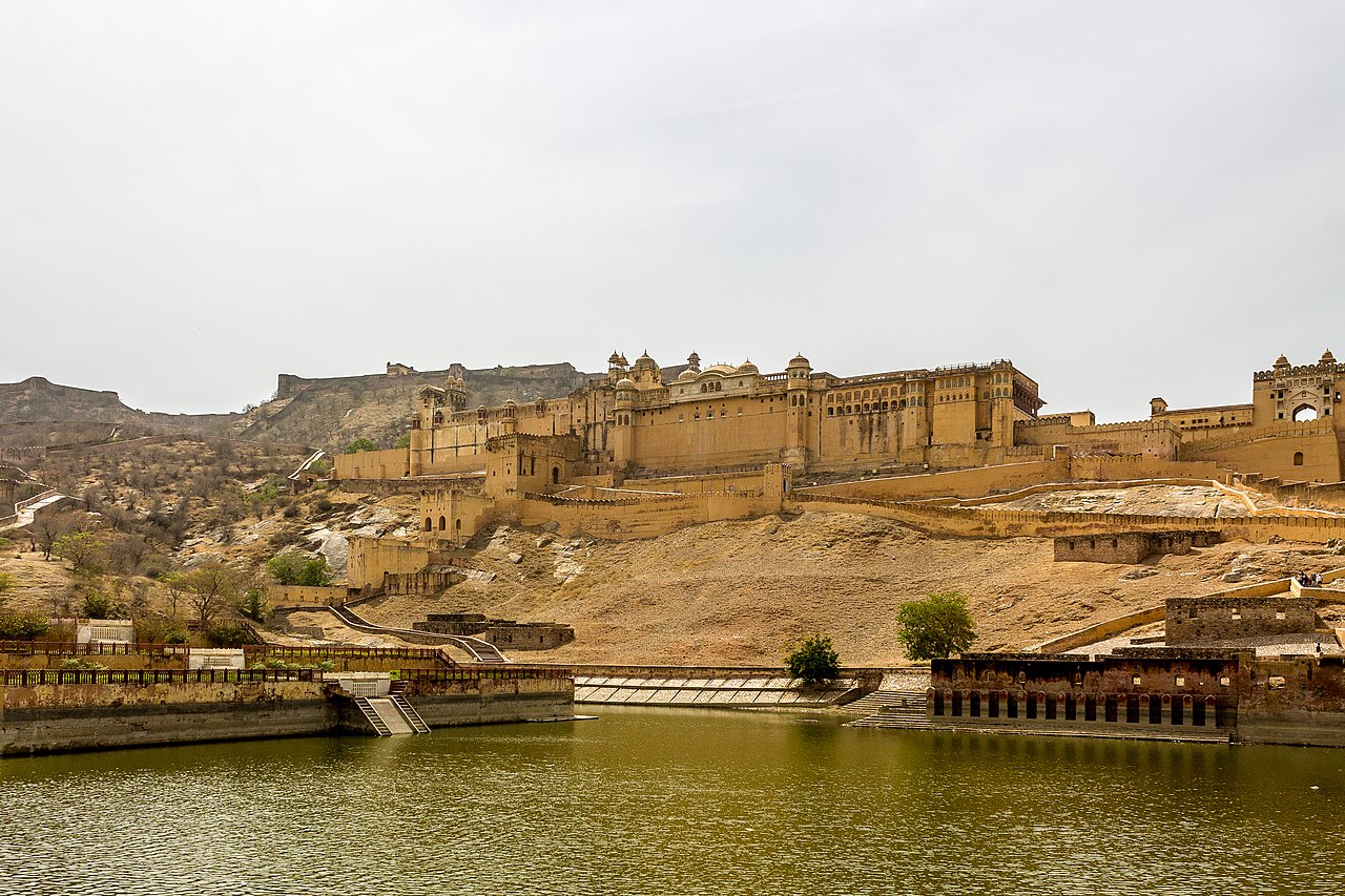 Amer Fort - Tourist Attractions in Rajasthan