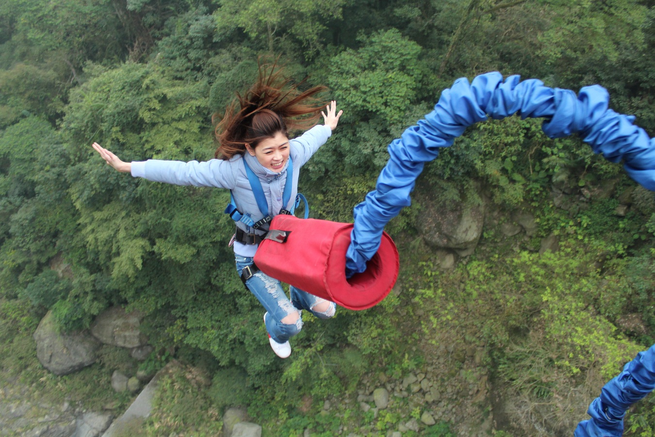 Bungee Jumping in Lonavala - The Best Outdoor Adventures in West India