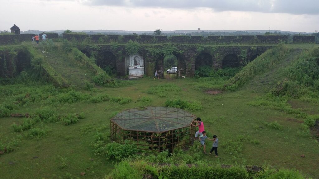 Chapora Fort - Tourist Attractions in Goa