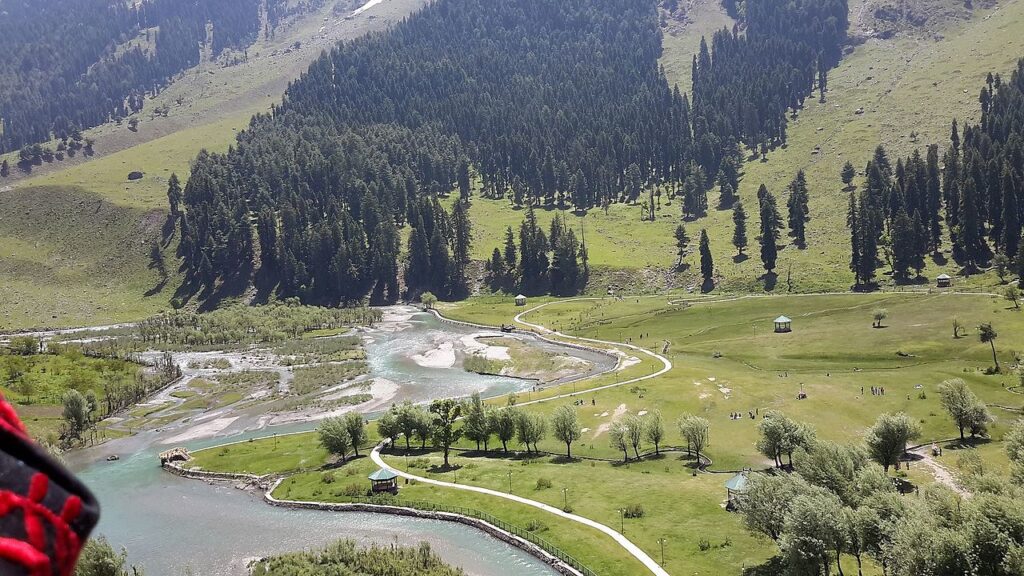 Pahalgam - Honeymoon Destinations in Jammu & Kashmir