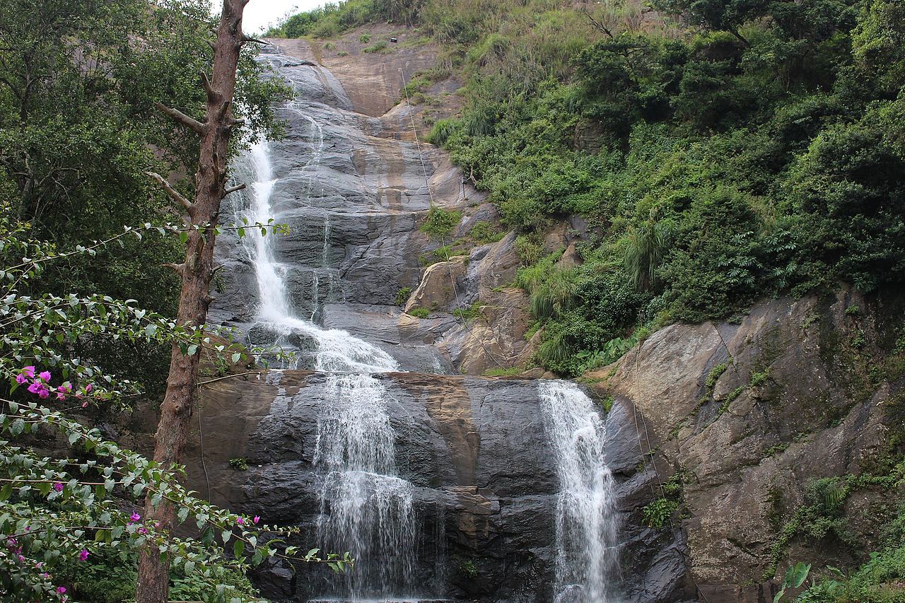 Silver Cascade Falls - Weekend Getaways Near Kodaikanal