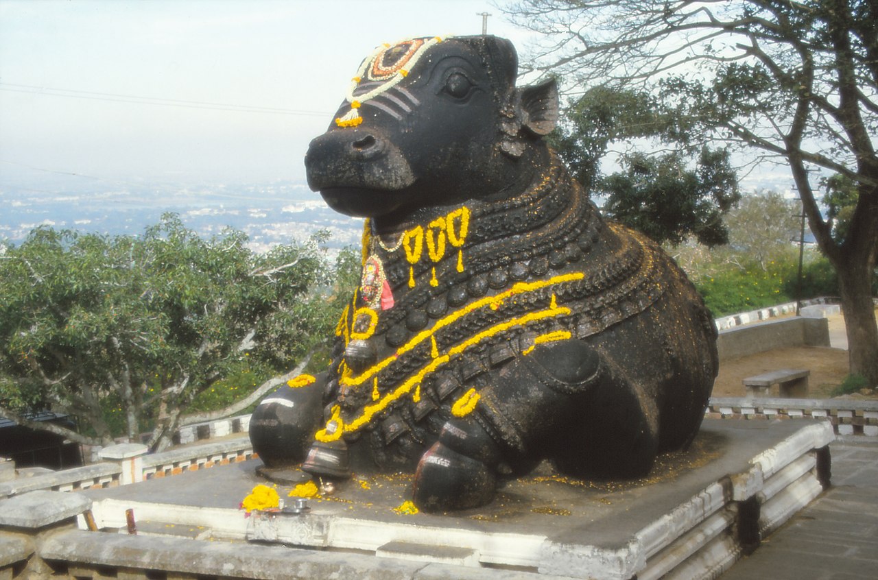 Nandi, Chamundi Hill