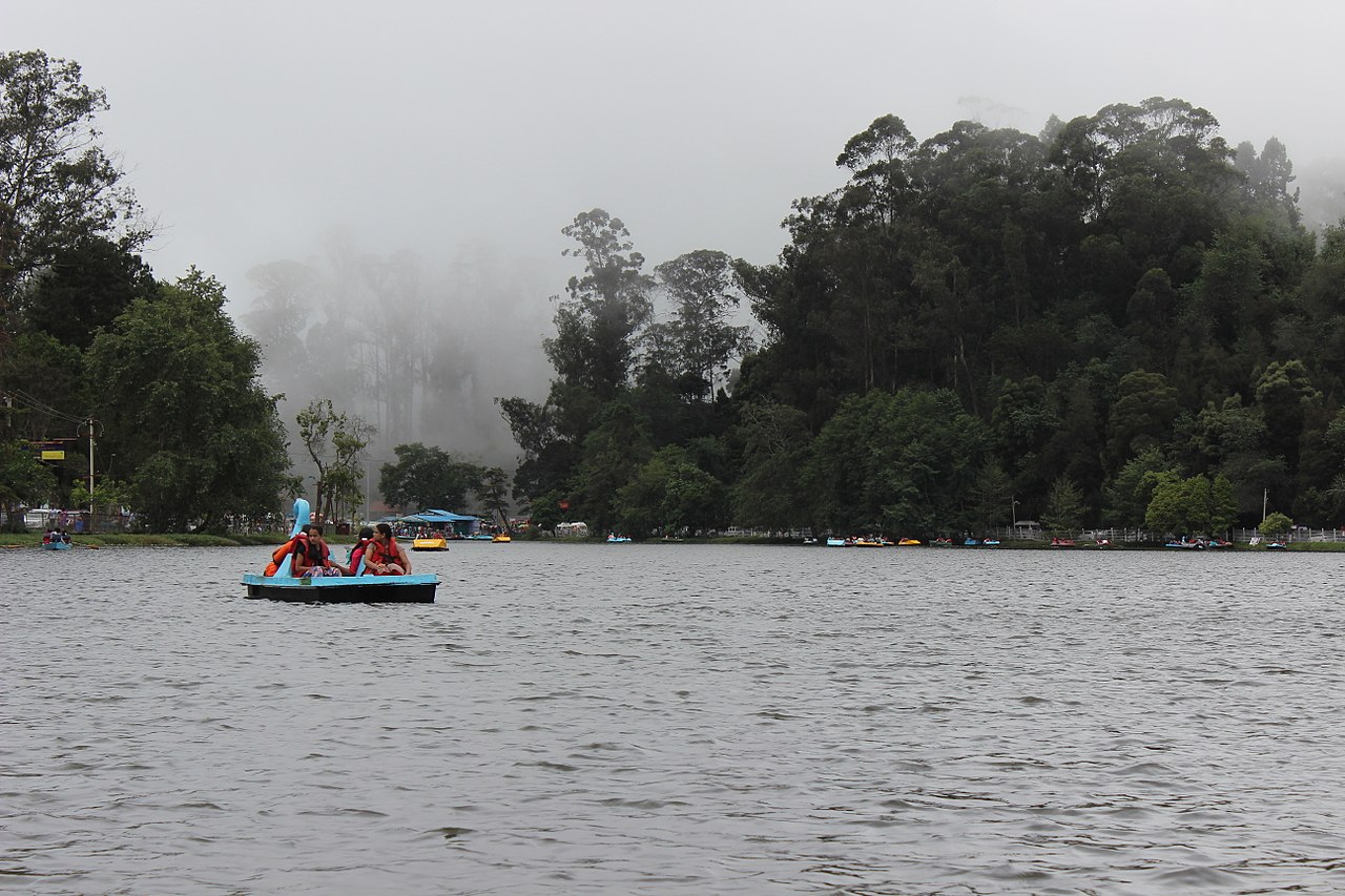 Boating: Activities at Kodaikanal Resort